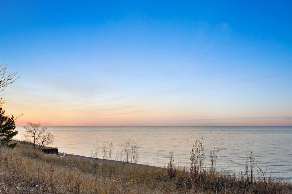 Luxury Beachfront Villa In Dunes National Park With 40Ft Pool & Diving Board, Garden Beverly Shores Bagian luar foto